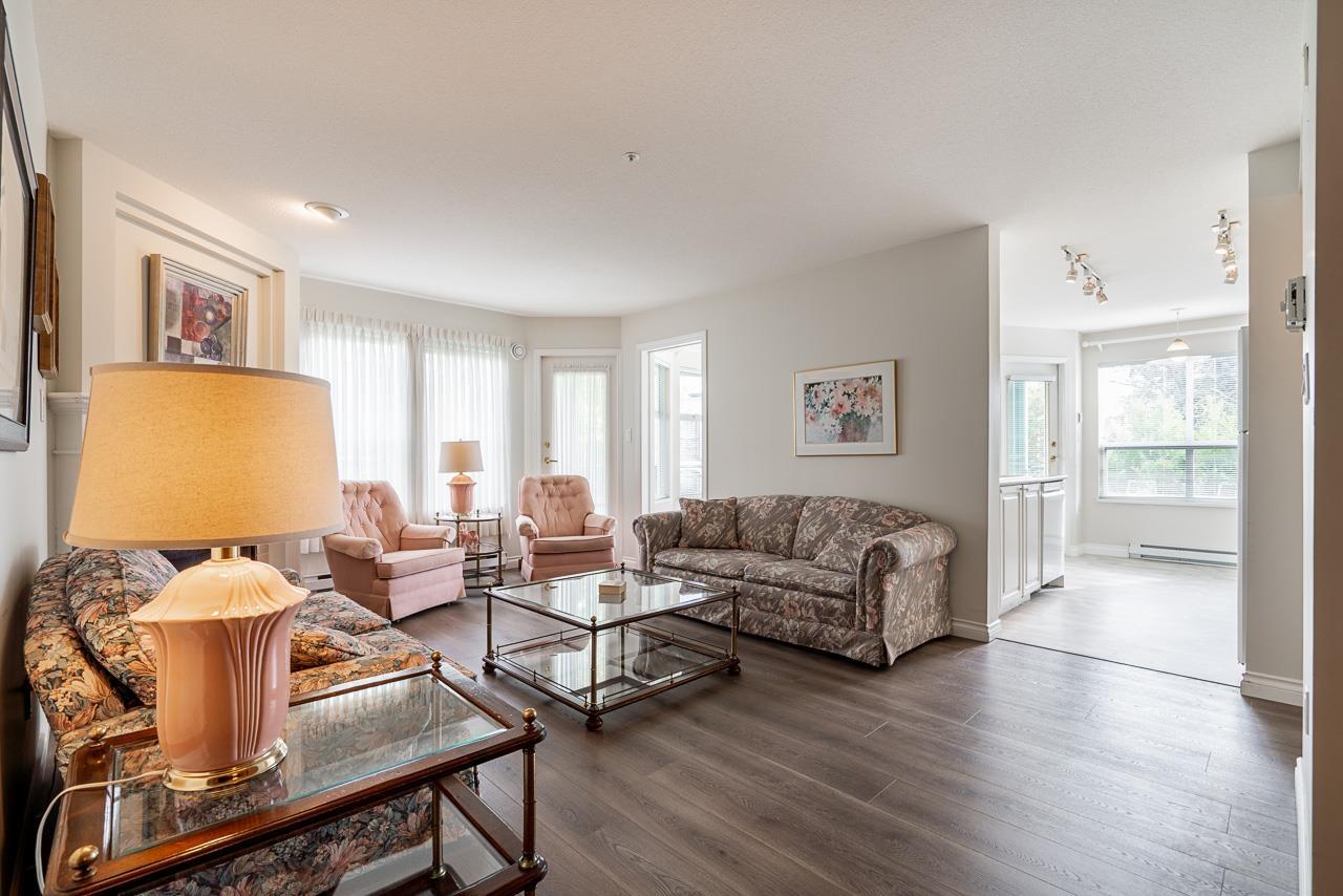 205 1576 Merklin Street, White Rock, British Columbia  V4B 5K2 - Photo 5 - R3061276