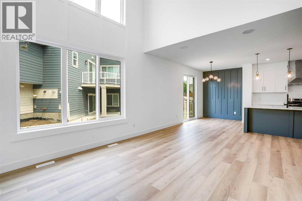 27 Heritage Close, Cochrane, Alberta  T4C 3G8 - Photo 15 - A2266388