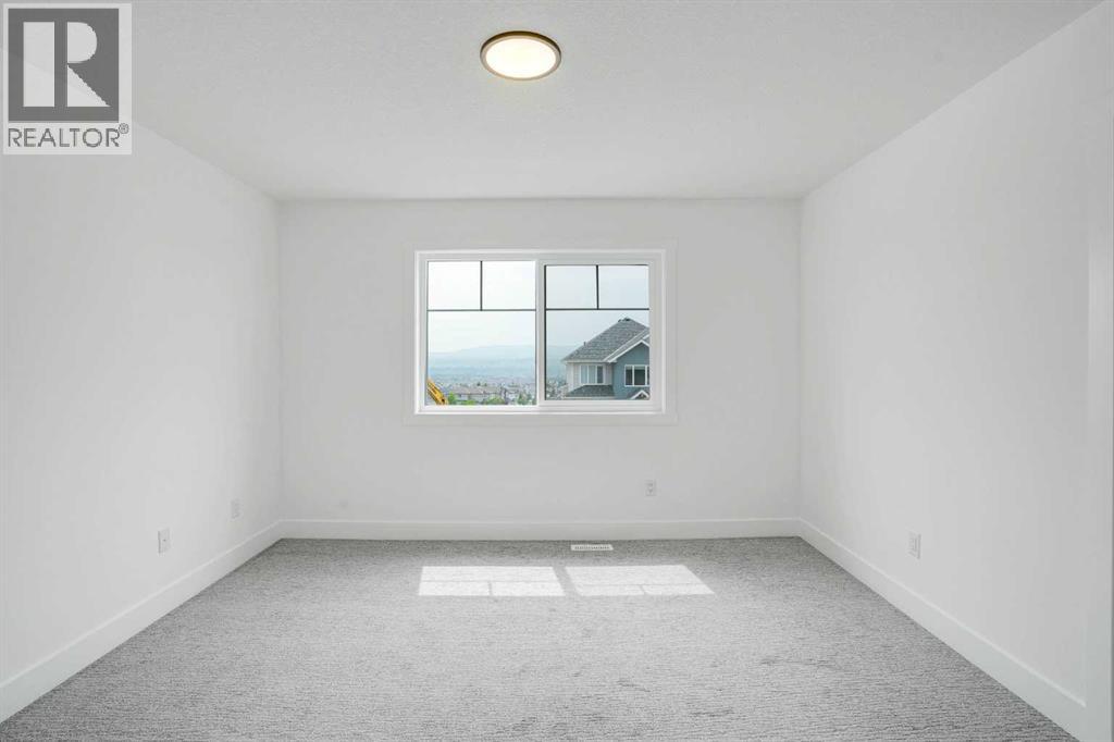 27 Heritage Close, Cochrane, Alberta  T4C 3G8 - Photo 26 - A2266388