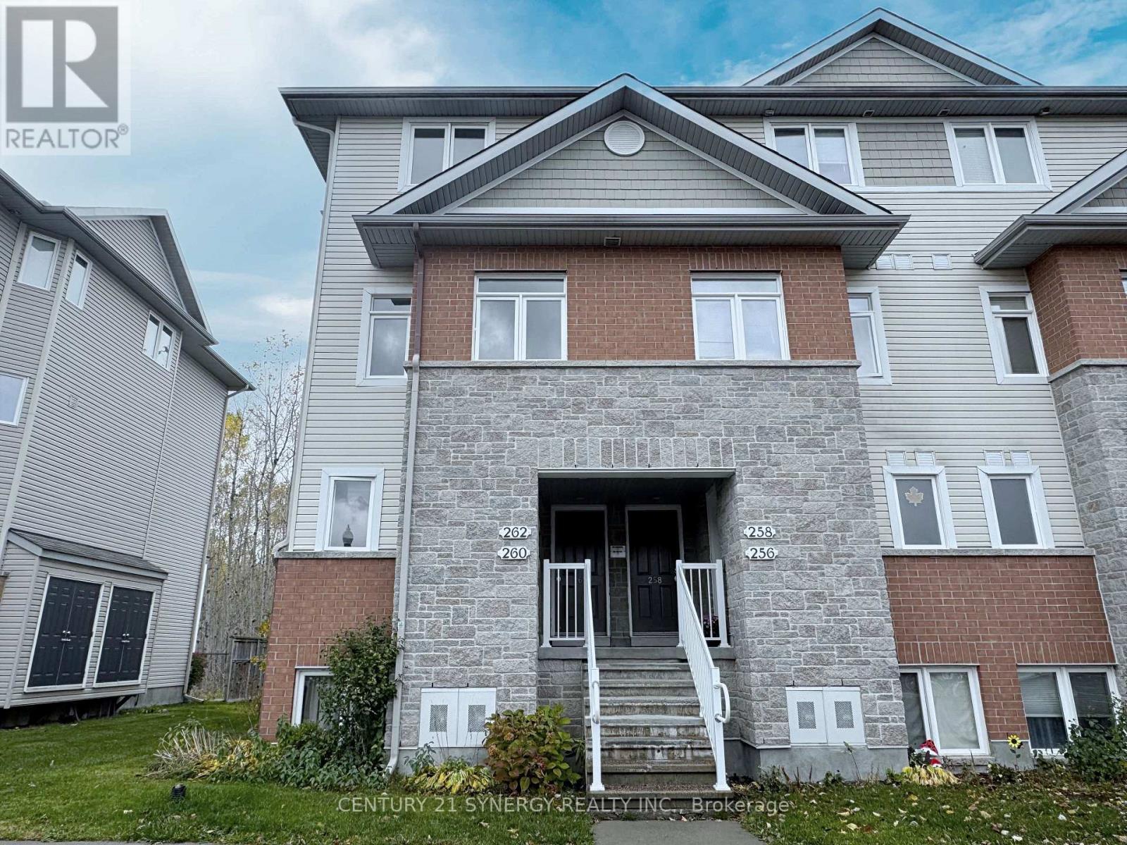 260 FIR LANE, North Grenville, Ontario