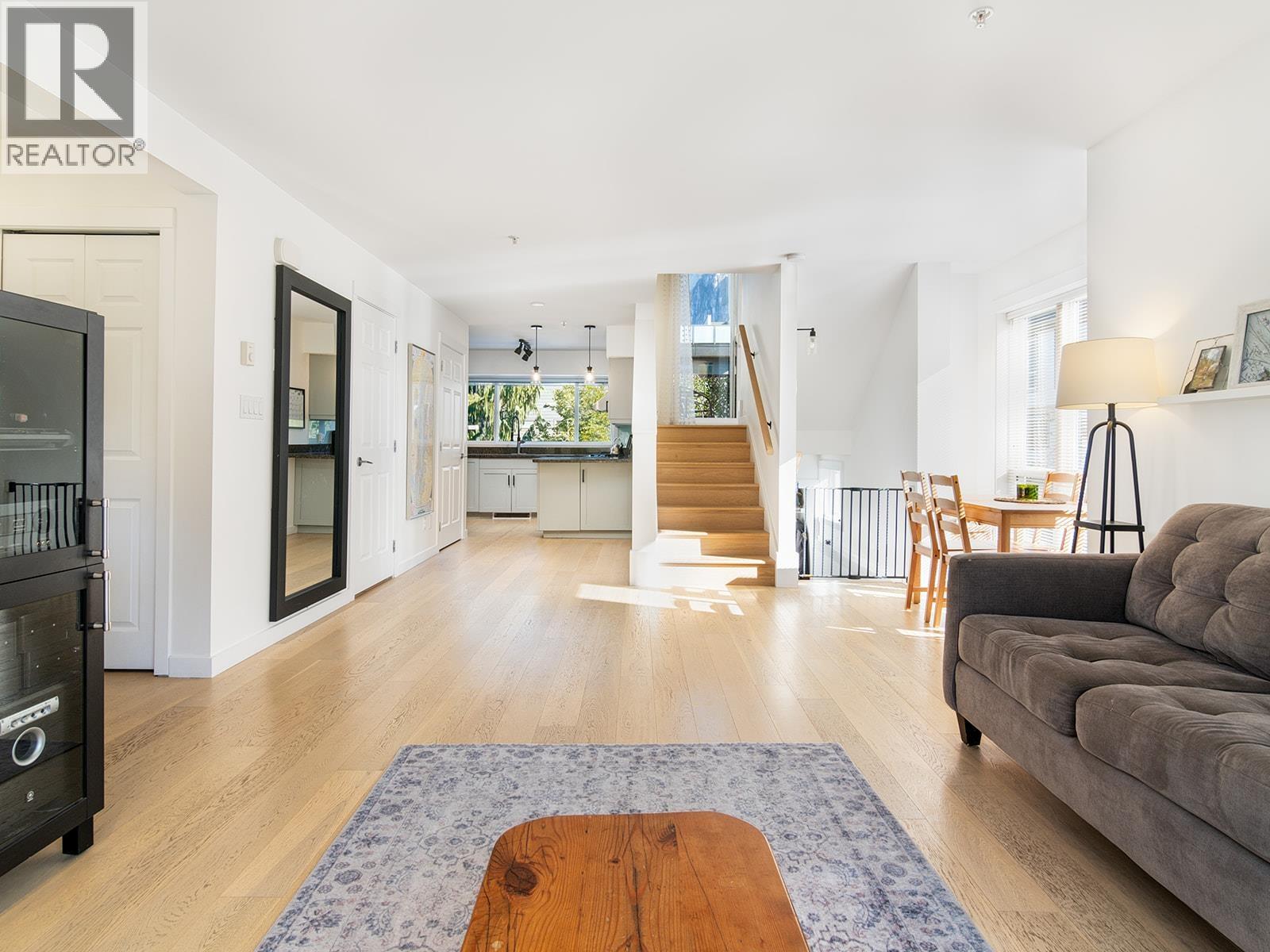 2 1261 Main Street, Squamish, British Columbia  V8B 0P7 - Photo 10 - R3061271