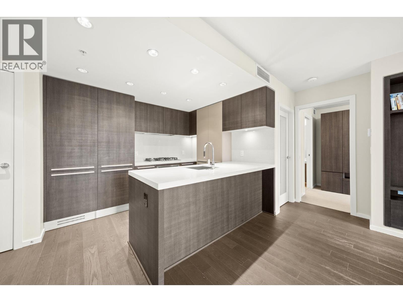 2301 1351 Continental Street, Vancouver, British Columbia  V6Z 0C6 - Photo 8 - R3061211