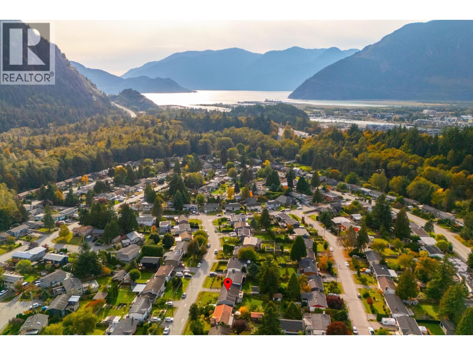 38159 Hemlock Avenue, Squamish, British Columbia  V8B 0X6 - Photo 23 - R3056199