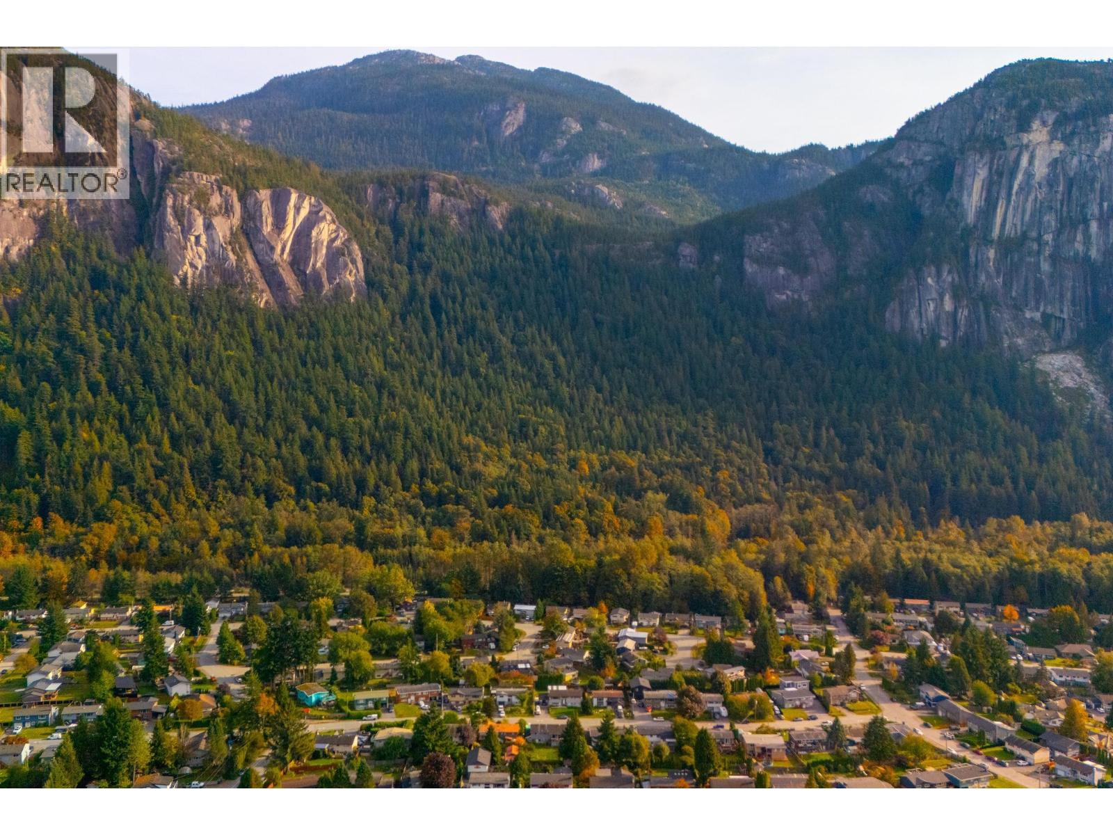 38159 Hemlock Avenue, Squamish, British Columbia  V8B 0X6 - Photo 19 - R3056199