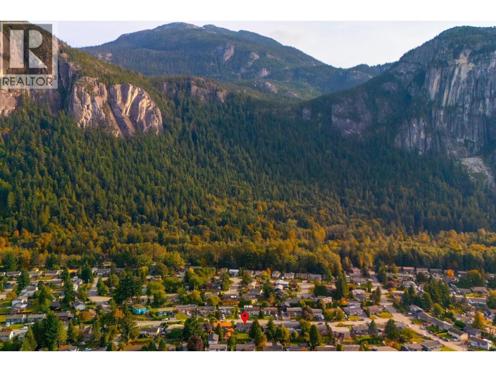 38159 Hemlock Avenue, Squamish, British Columbia  V8B 0X6 - Photo 18 - R3056199