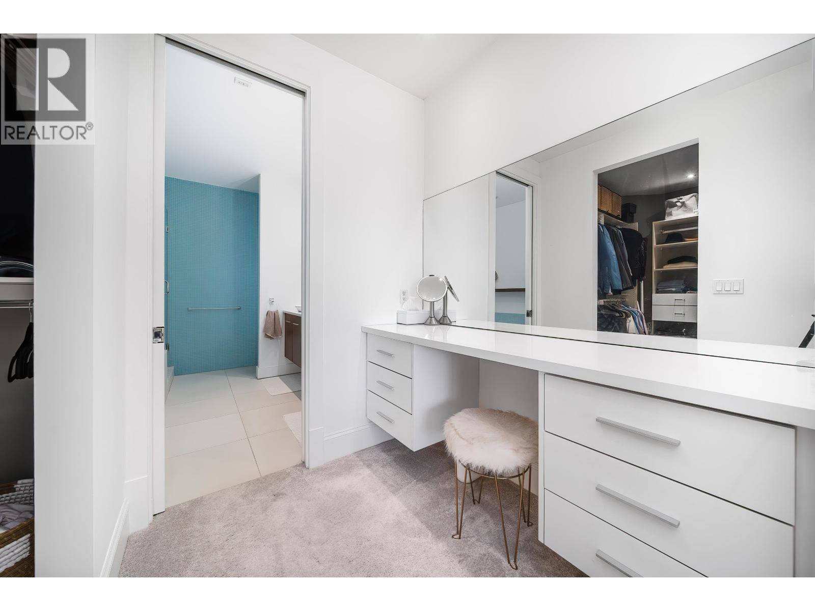 18 Hythe Avenue, Burnaby, British Columbia  V5B 3H7 - Photo 7 - R3052789