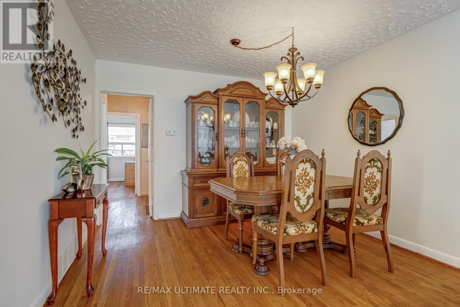 29 Clapperton Avenue, Toronto, Ontario  M1L 4K7 - Photo 17 - E12477339