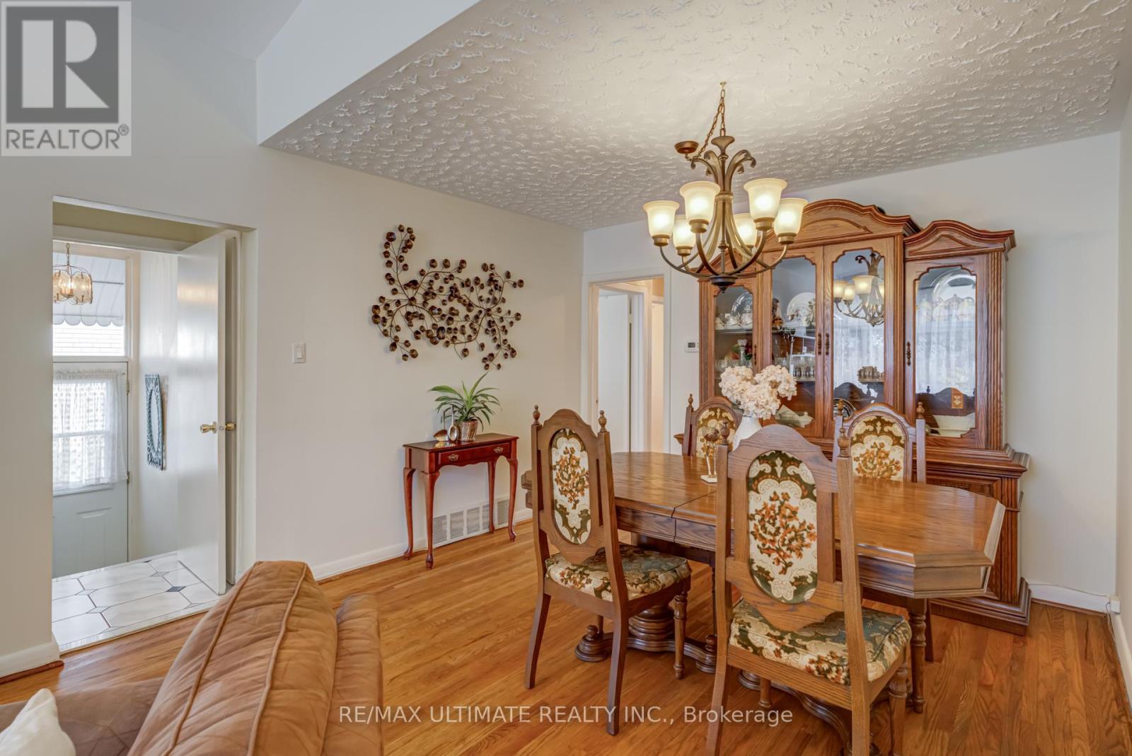 29 Clapperton Avenue, Toronto, Ontario  M1L 4K7 - Photo 18 - E12477339