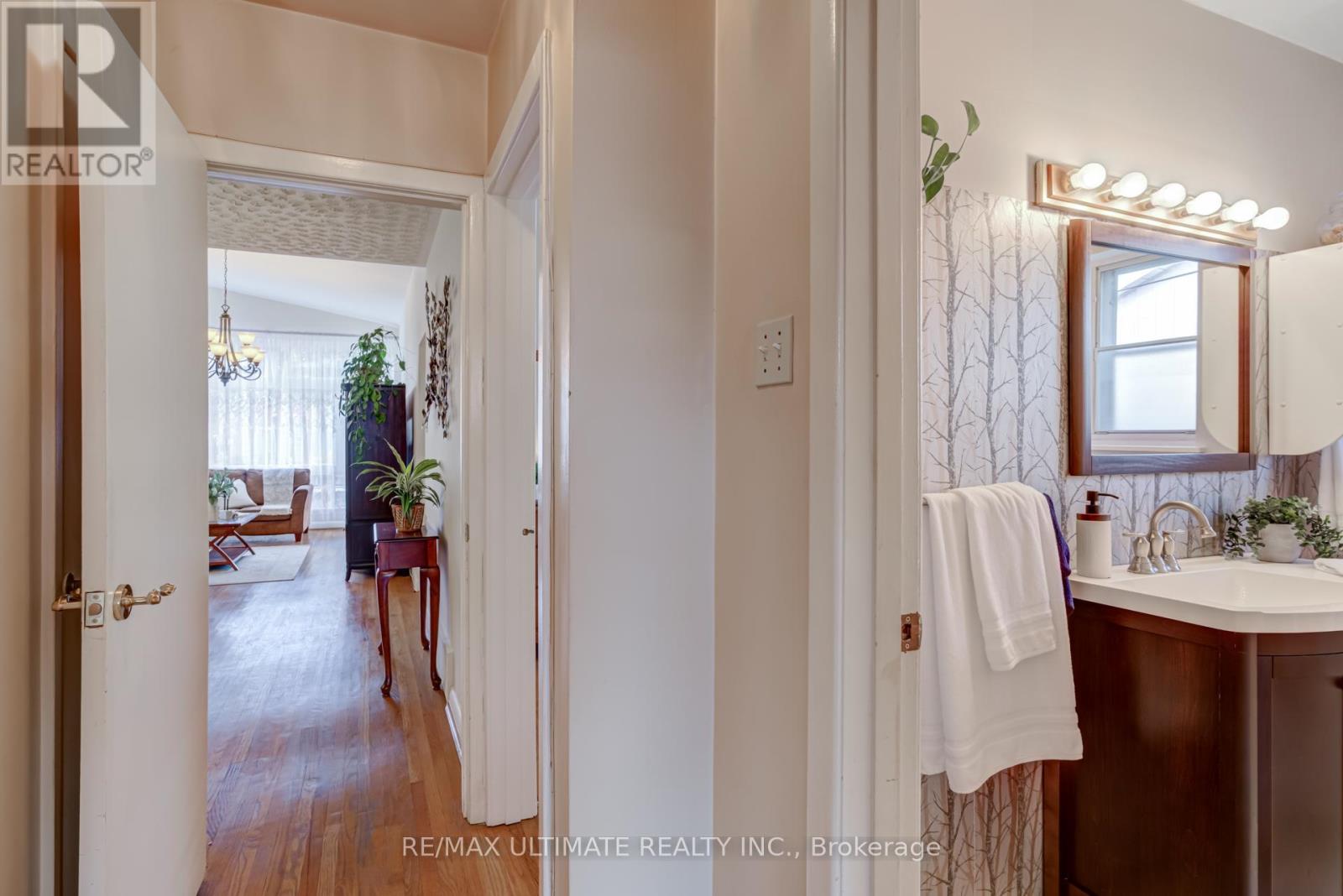 29 Clapperton Avenue, Toronto, Ontario  M1L 4K7 - Photo 21 - E12477339