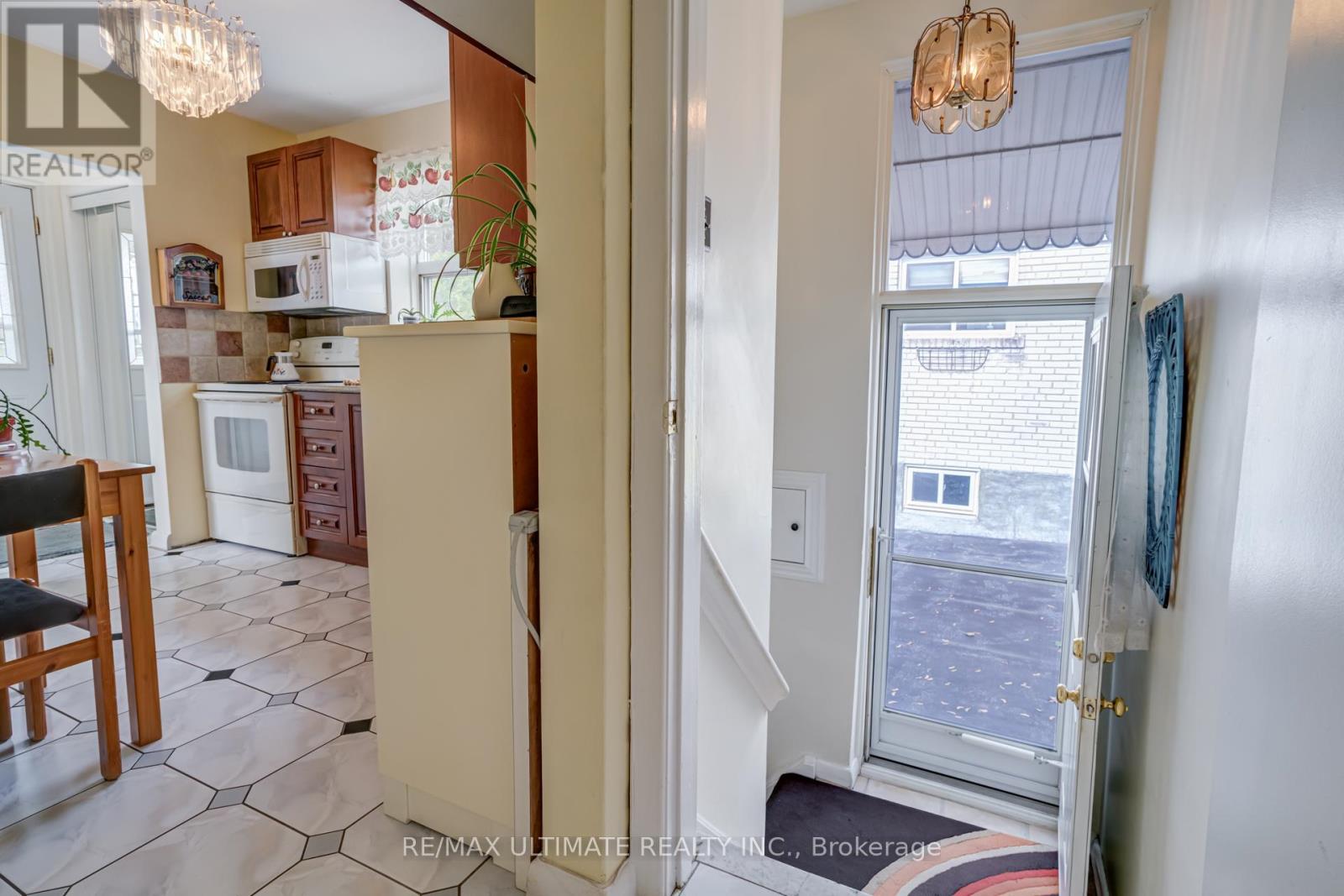 29 Clapperton Avenue, Toronto, Ontario  M1L 4K7 - Photo 30 - E12477339