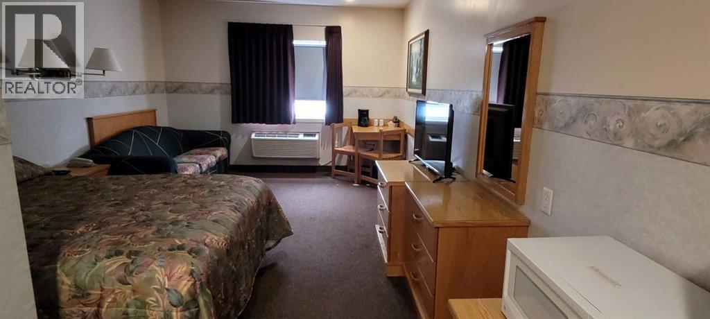 806 Laut Avenue, Crossfield, Alberta  T0M 0S0 - Photo 2 - A2254645