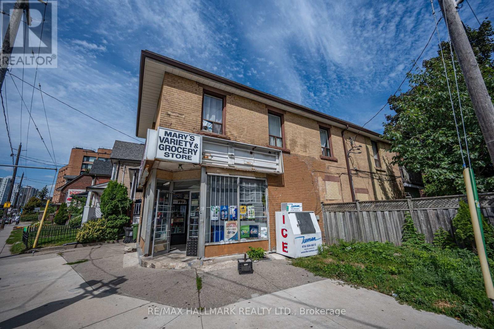 675 Broadview Avenue, Toronto, Ontario  M4K 2P4 - Photo 9 - E12477348