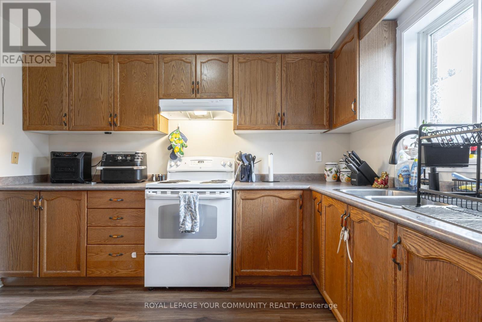 173 Simcoe Road, Bradford West Gwillimbury, Ontario  L3Z 1Y3 - Photo 26 - N12477324