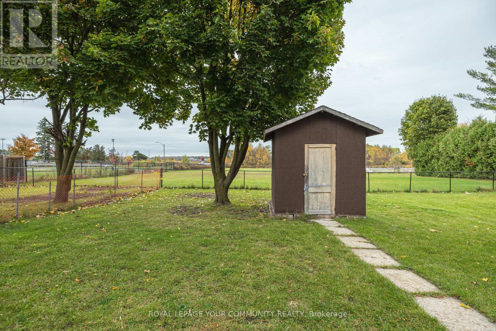 173 Simcoe Road, Bradford West Gwillimbury, Ontario  L3Z 1Y3 - Photo 40 - N12477324