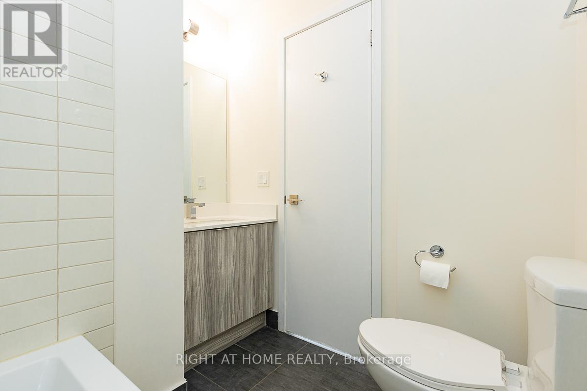 902 - 2908 Highway 7, Vaughan, Ontario  L4K 0K5 - Photo 14 - N12477333