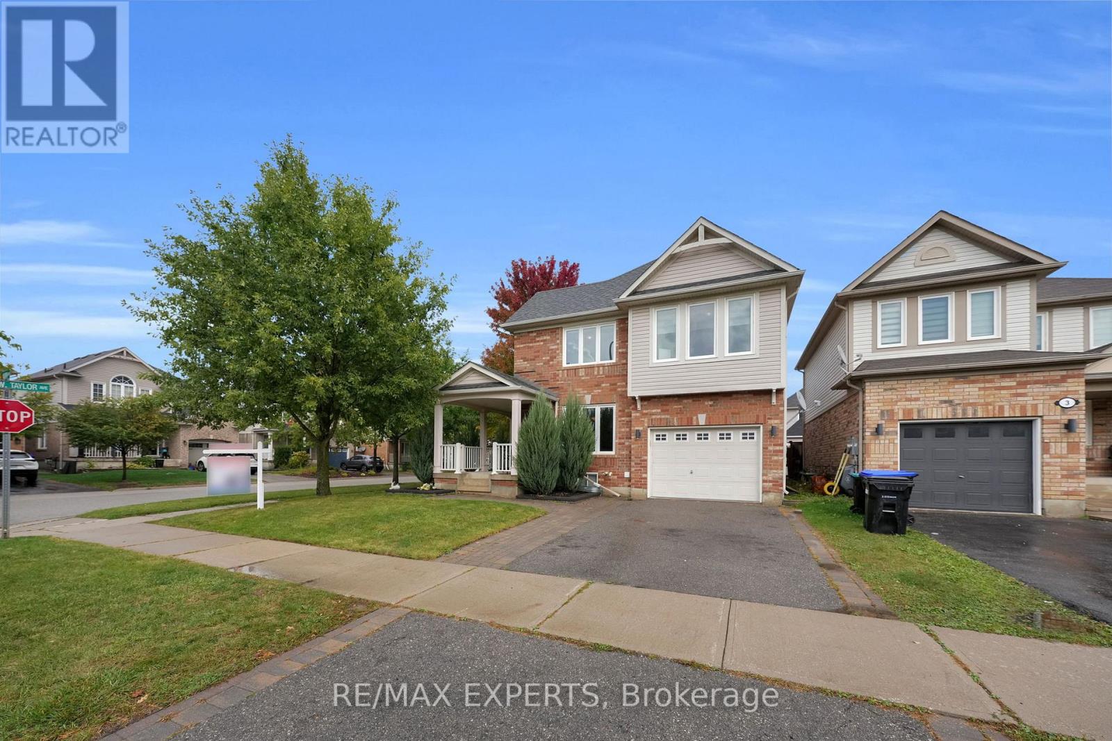 1 Nunn Crescent, New Tecumseth, Ontario  L9R 0C6 - Photo 3 - N12477337