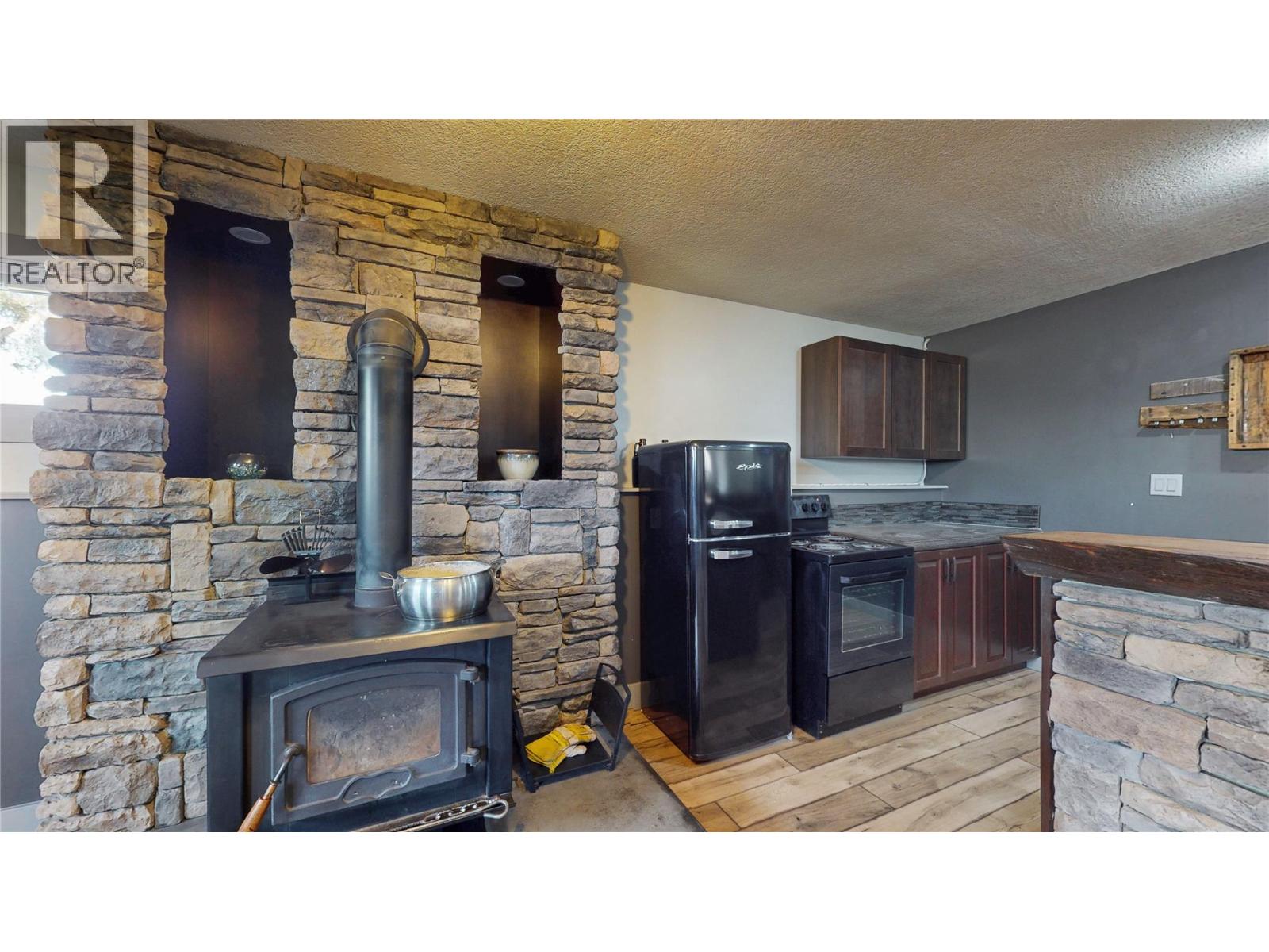 303 5th Street S, Cranbrook, British Columbia V1C 1J5 - Photo 21 - 10366486