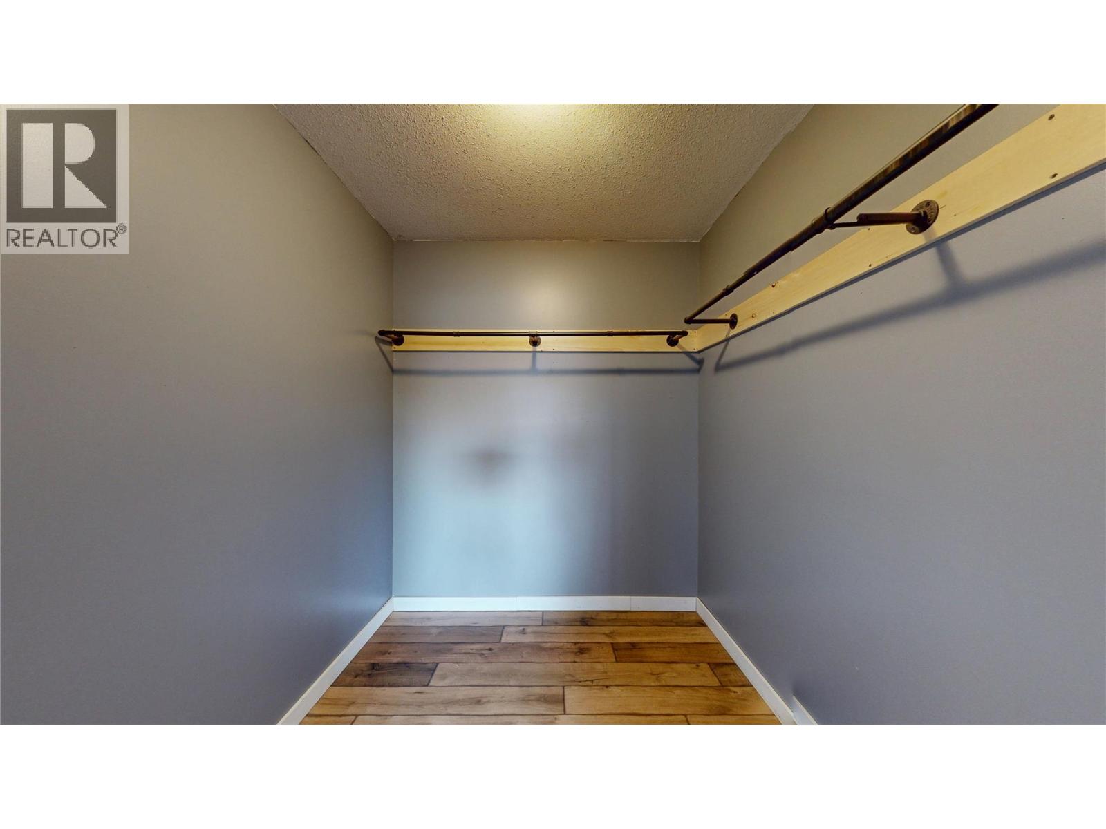 303 5th Street S, Cranbrook, British Columbia V1C 1J5 - Photo 11 - 10366486