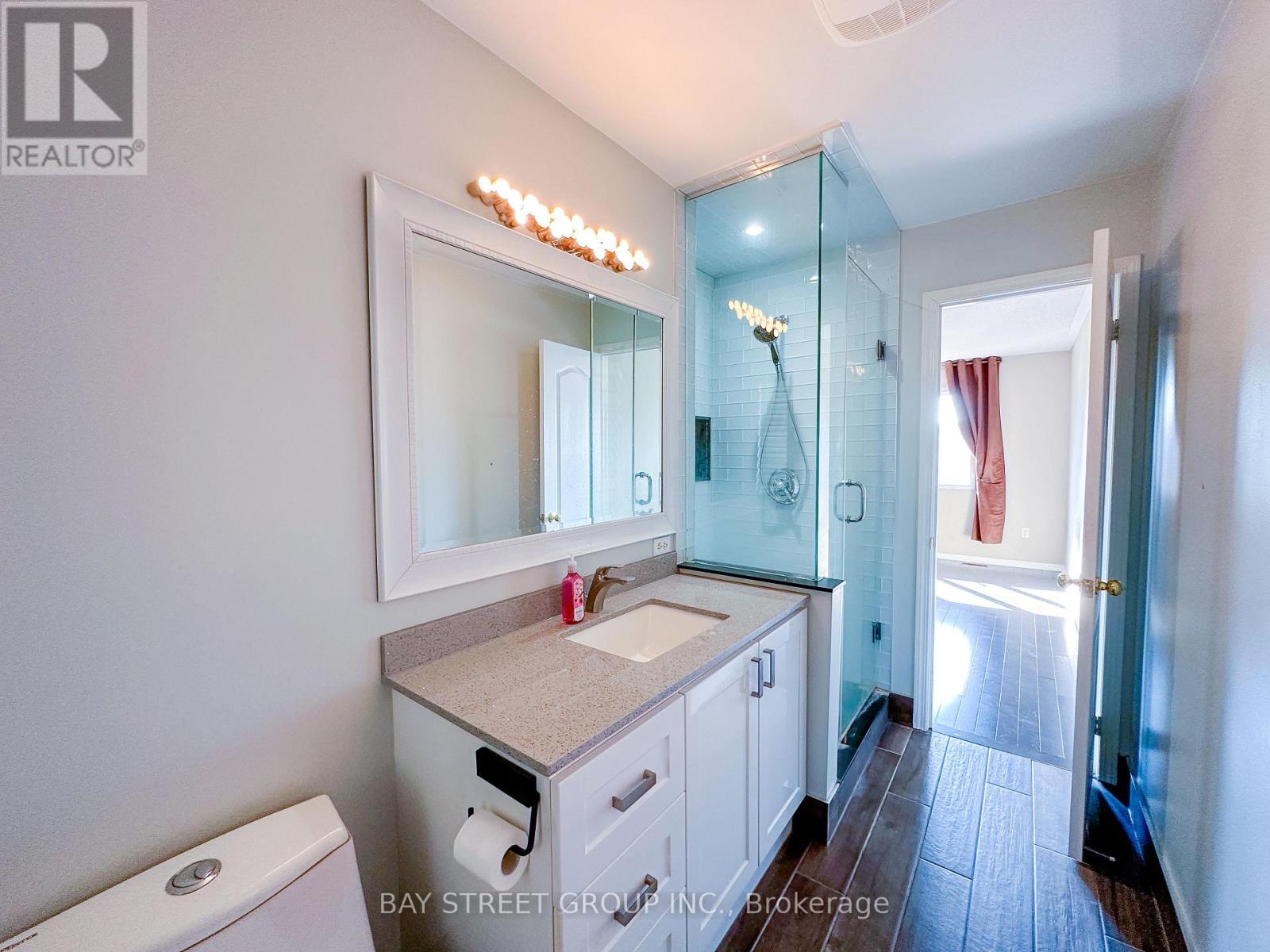 216 Equator Crescent, Vaughan, Ontario  L6A 2Y1 - Photo 17 - N12477349