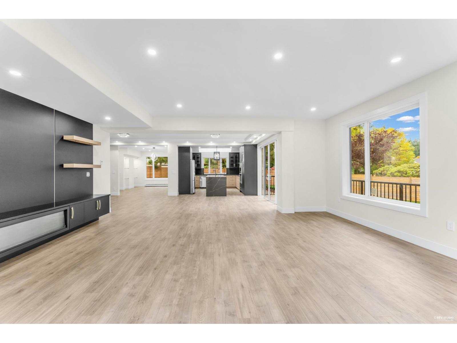 14099 28a Avenue, Surrey, British Columbia  V4P 2H8 - Photo 13 - R3061277