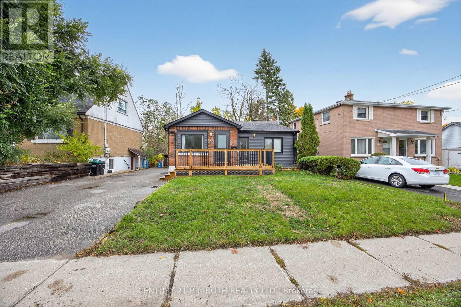 155 PENETANG STREET, Barrie, Ontario