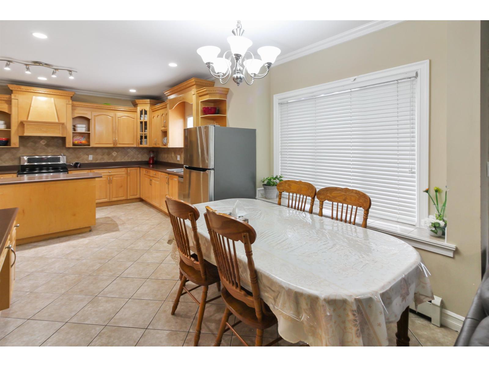 12366 66 Avenue, Surrey, British Columbia  V3W 2A4 - Photo 11 - R3061125