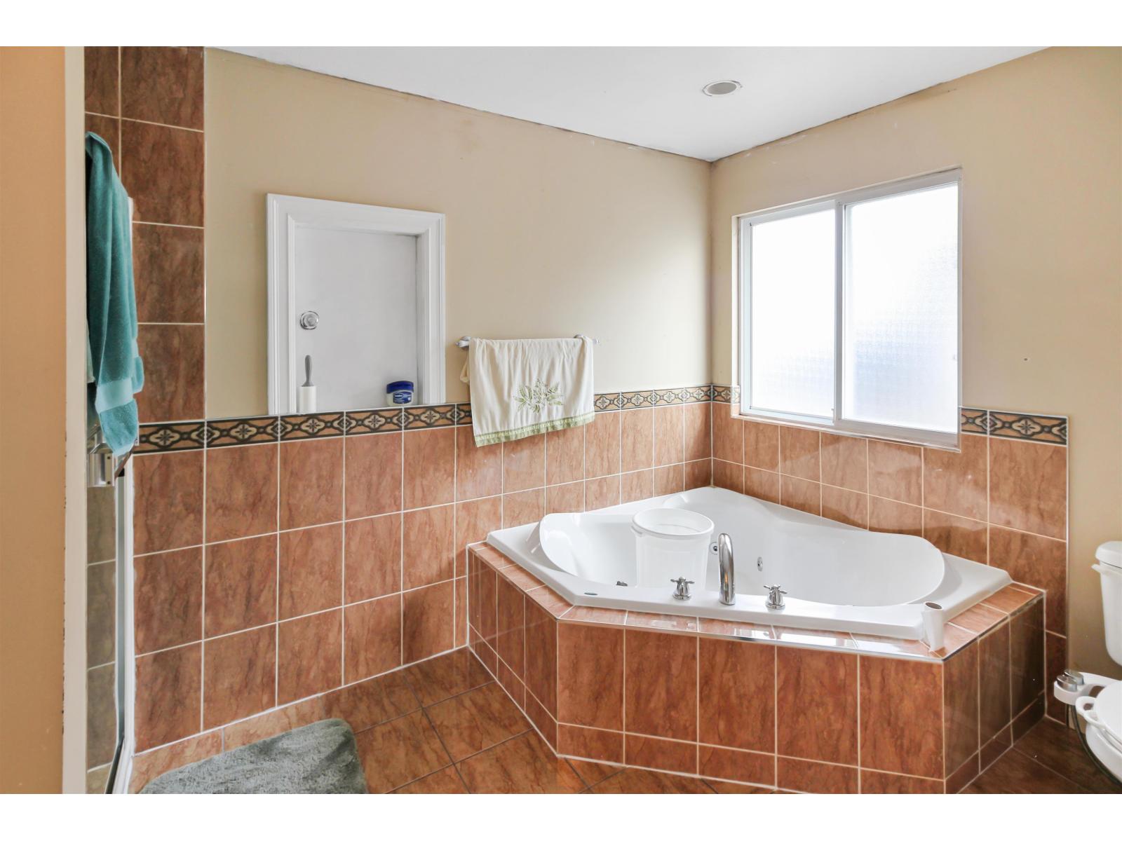 12366 66 Avenue, Surrey, British Columbia  V3W 2A4 - Photo 24 - R3061125