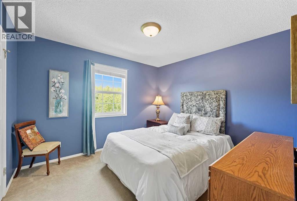 229 Prestwick Circle Se, Calgary, Alberta  T2Z 3X9 - Photo 18 - A2256081