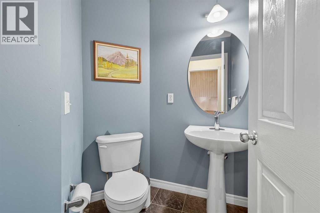 229 Prestwick Circle Se, Calgary, Alberta  T2Z 3X9 - Photo 11 - A2256081