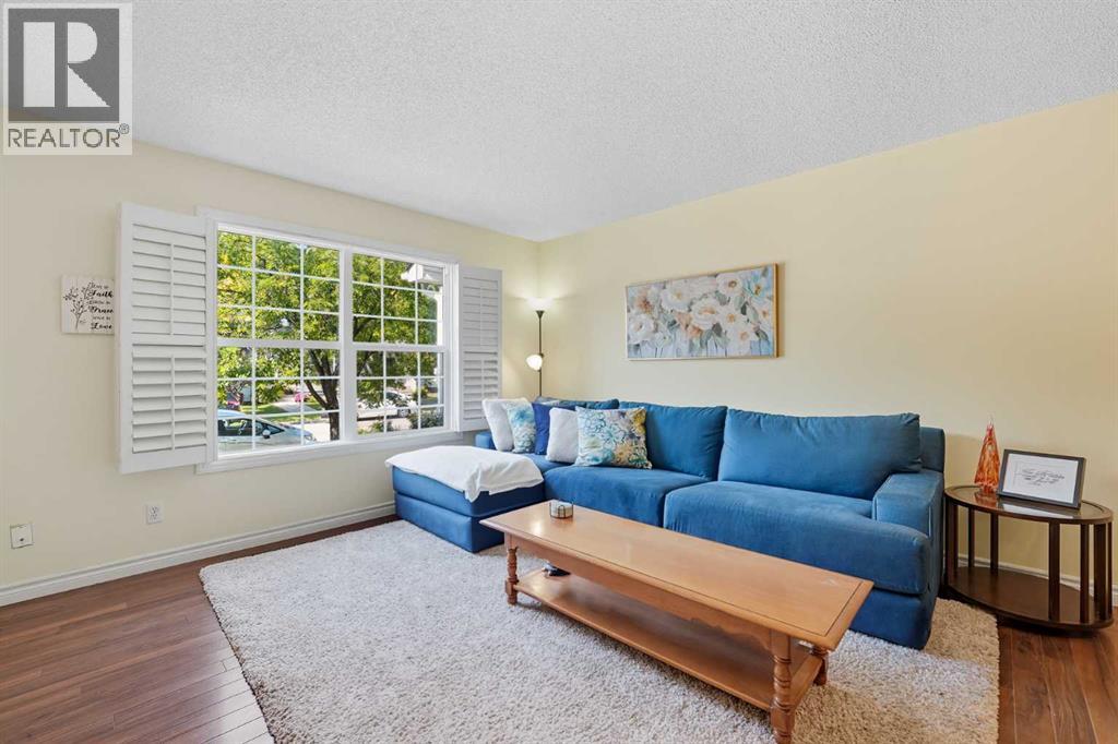 229 Prestwick Circle Se, Calgary, Alberta  T2Z 3X9 - Photo 4 - A2256081