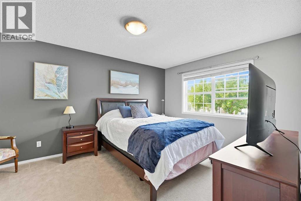 229 Prestwick Circle Se, Calgary, Alberta  T2Z 3X9 - Photo 12 - A2256081