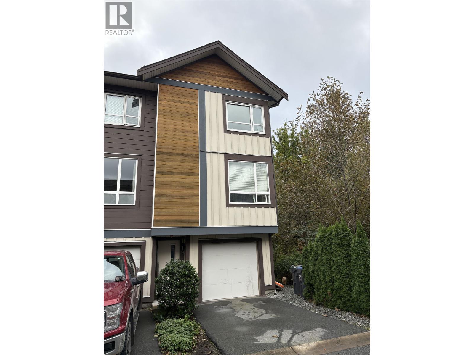 19 1188 Wilson Crescent, Squamish, British Columbia  V8B 0B4 - Photo 2 - R3060054