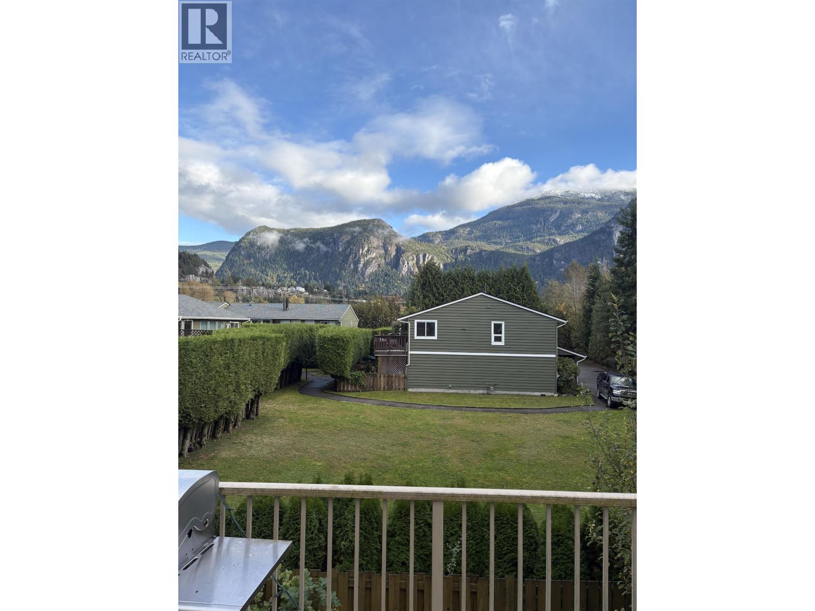 19 1188 Wilson Crescent, Squamish, British Columbia  V8B 0B4 - Photo 4 - R3060054
