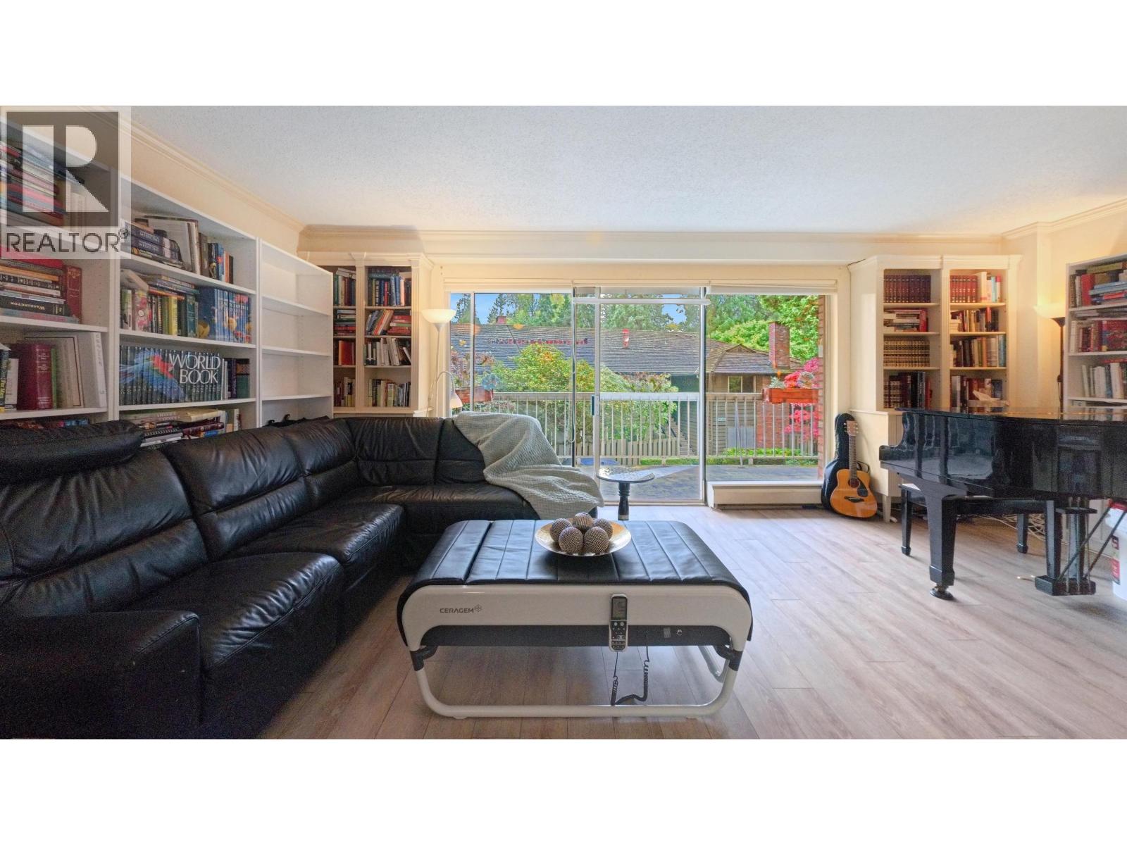 1218 235 Keith Road, West Vancouver, British Columbia  V7T 1L5 - Photo 4 - R3059875