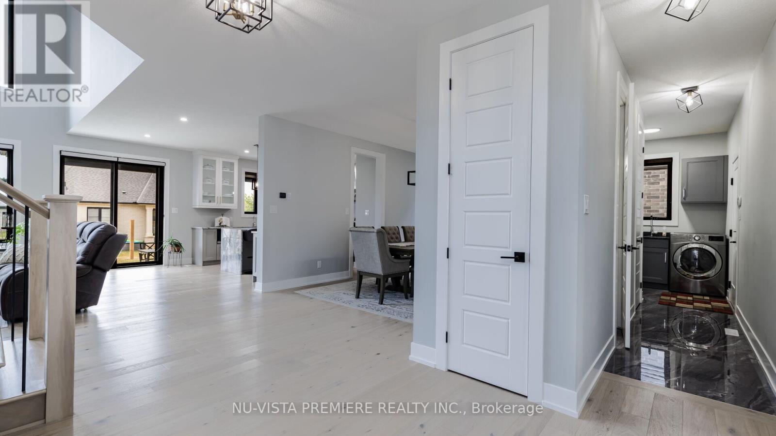 4079 Sugarmaple Crossing, London South, Ontario  N6P 0H6 - Photo 9 - X12477458