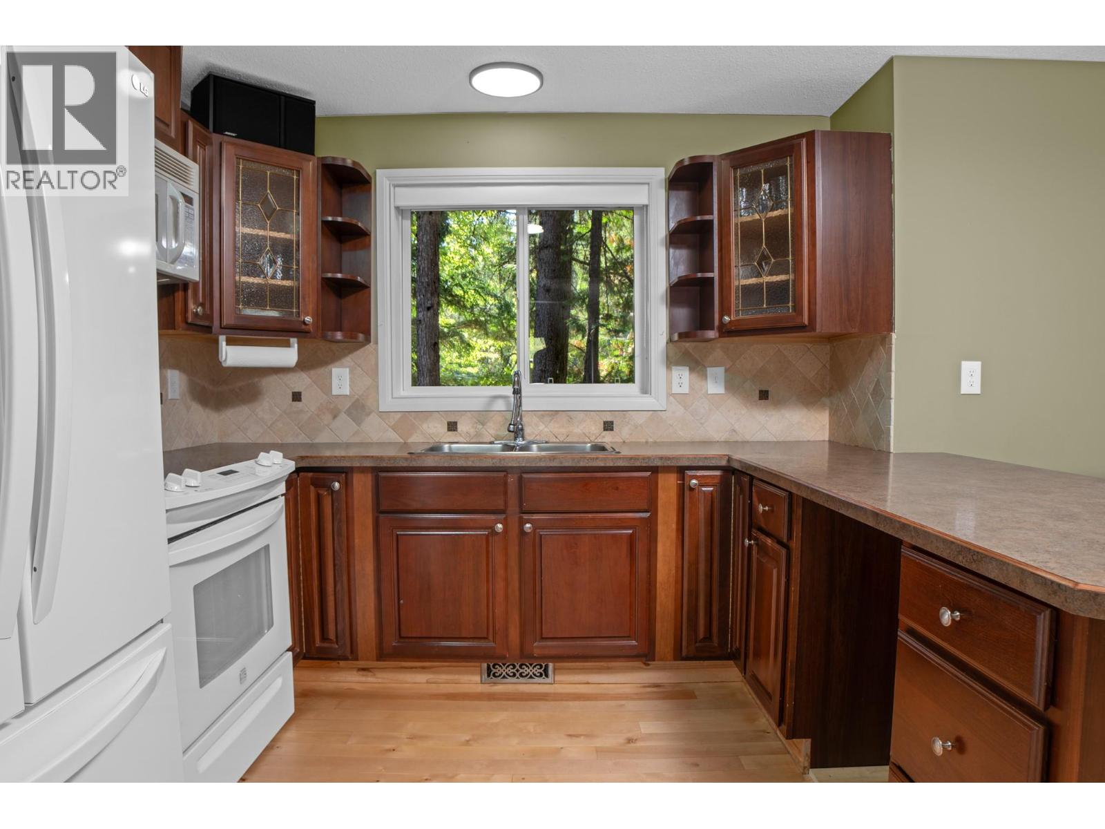 602 Lakeview Arrow Creek Road, Arrow Creek, British Columbia  V0B 1G8 - Photo 6 - 10364100