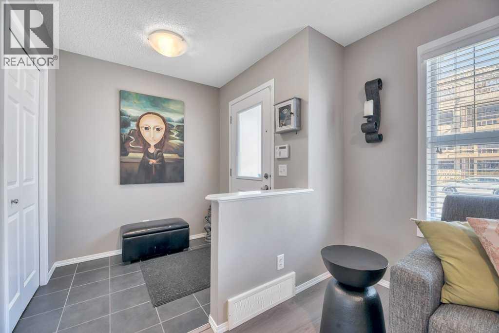 12 Skyview Point Crescent Ne, Calgary, Alberta  T3N 0M1 - Photo 2 - A2265152