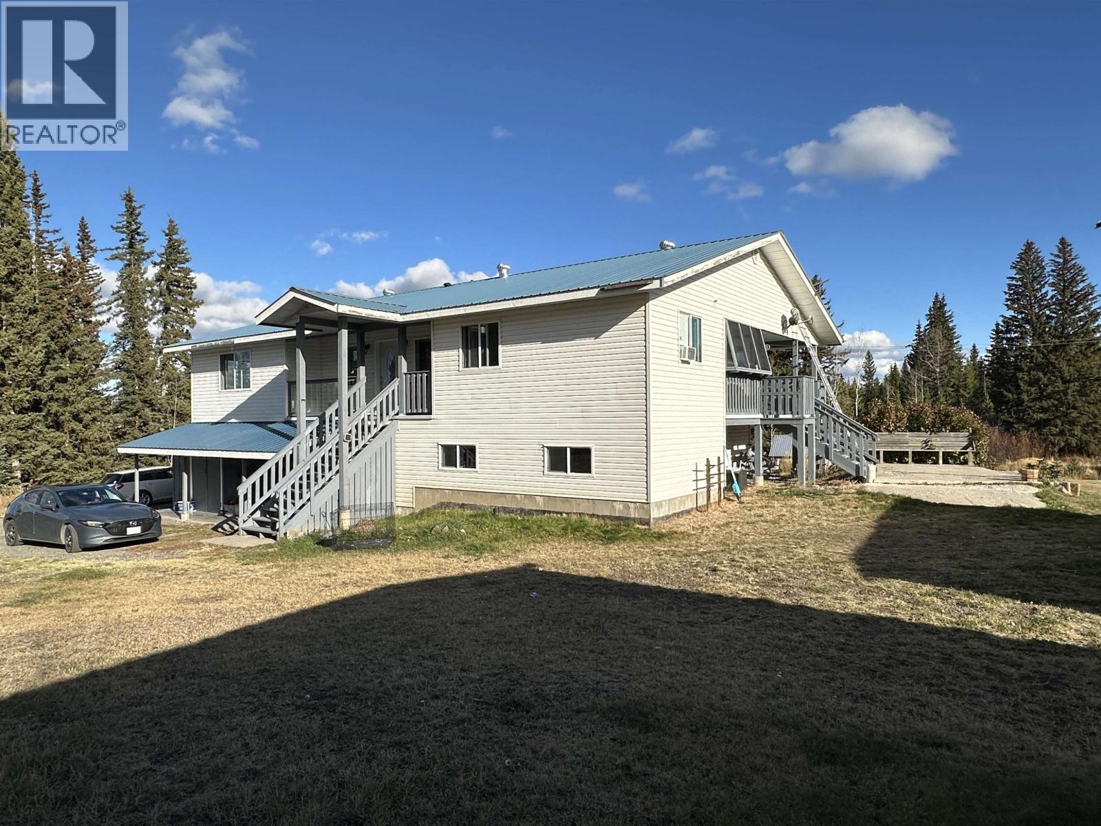 5972 Little Fort 24 Highway, Lone Butte, British Columbia  V0K 1X0 - Photo 3 - R3056060