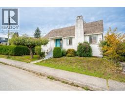 319 CHURCHILL AVENUE, New Westminster, British Columbia