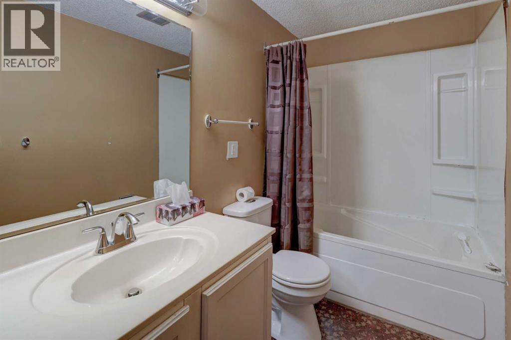 324 Ranchview Court Nw, Calgary, Alberta  T3G 1A6 - Photo 21 - A2259623