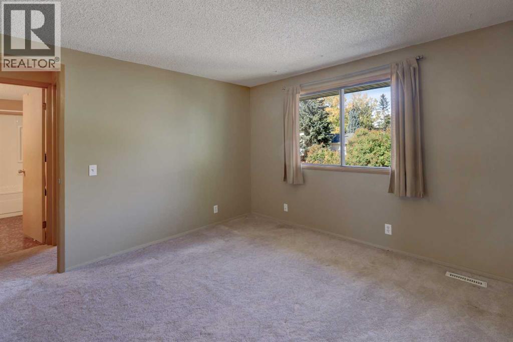 324 Ranchview Court Nw, Calgary, Alberta  T3G 1A6 - Photo 16 - A2259623