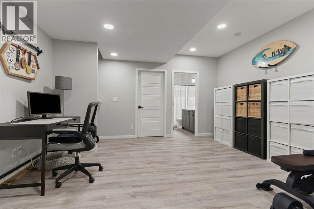 34 Wolf Crescent, Okotoks, Alberta  T1S 5V2 - Photo 38 - A2264524