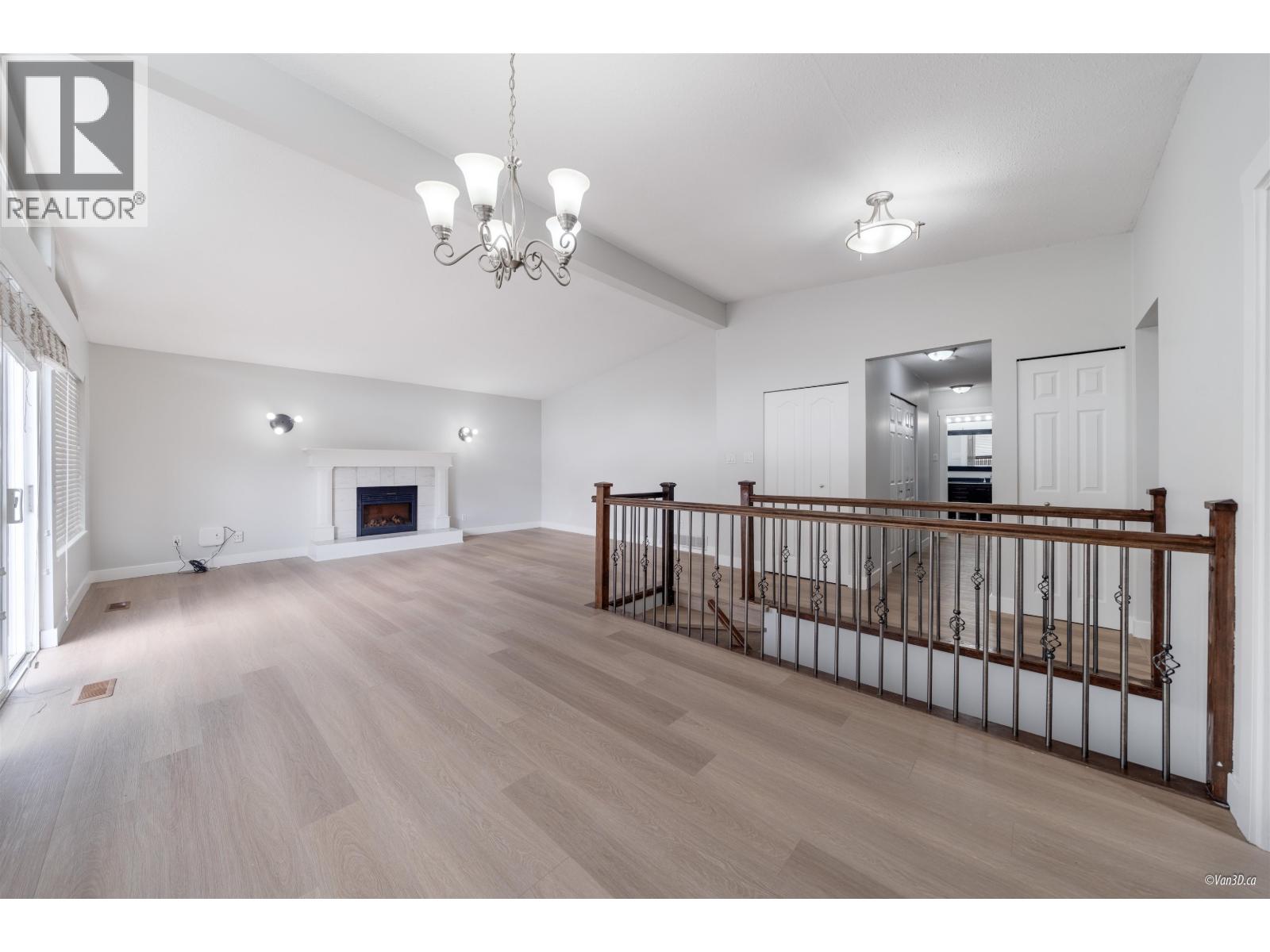 7148 6th Street, Burnaby, British Columbia  V5E 3T5 - Photo 4 - R3061281