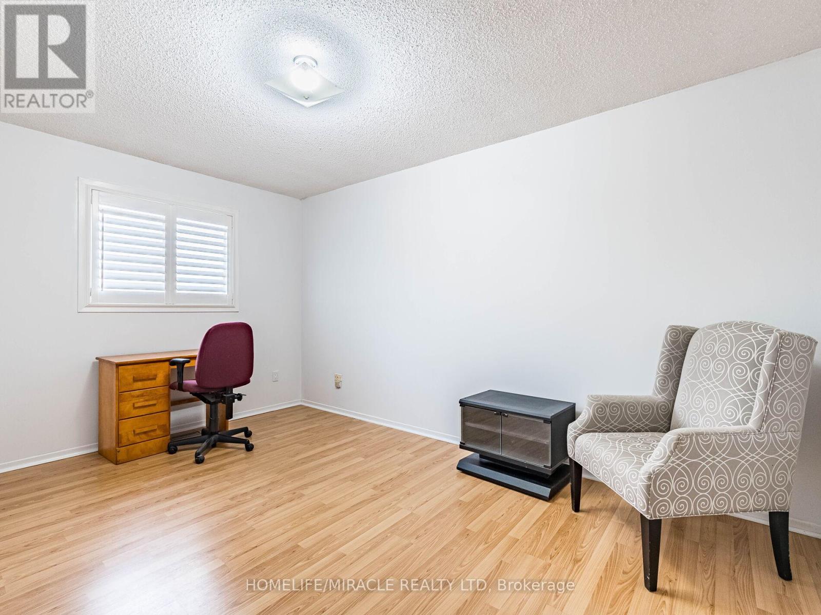 9 Ballycastle Crescent, Brampton, Ontario  L6Z 2V6 - Photo 34 - W12477320