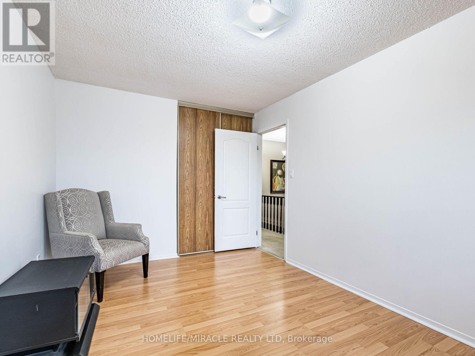 9 Ballycastle Crescent, Brampton, Ontario  L6Z 2V6 - Photo 35 - W12477320