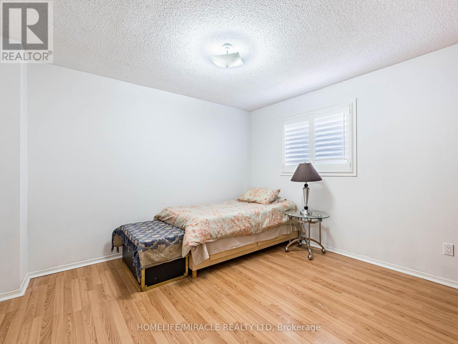 9 Ballycastle Crescent, Brampton, Ontario  L6Z 2V6 - Photo 36 - W12477320
