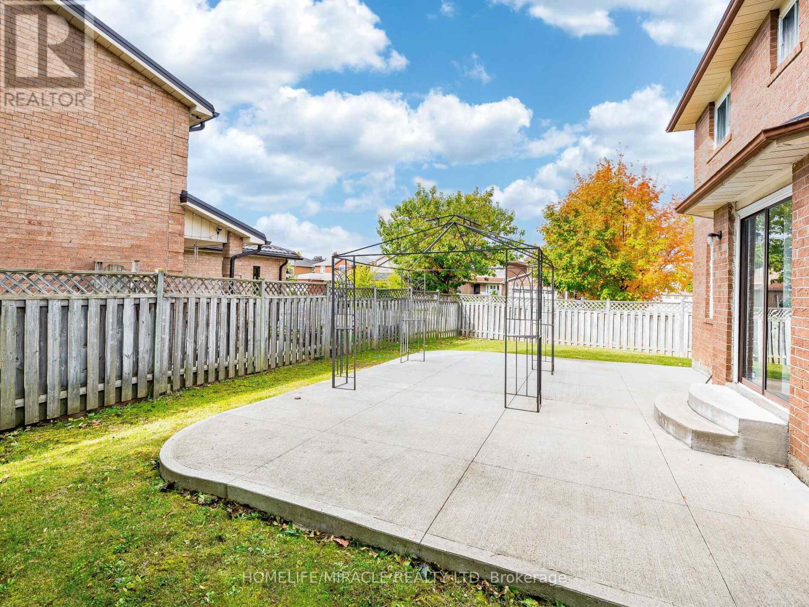 9 Ballycastle Crescent, Brampton, Ontario  L6Z 2V6 - Photo 48 - W12477320