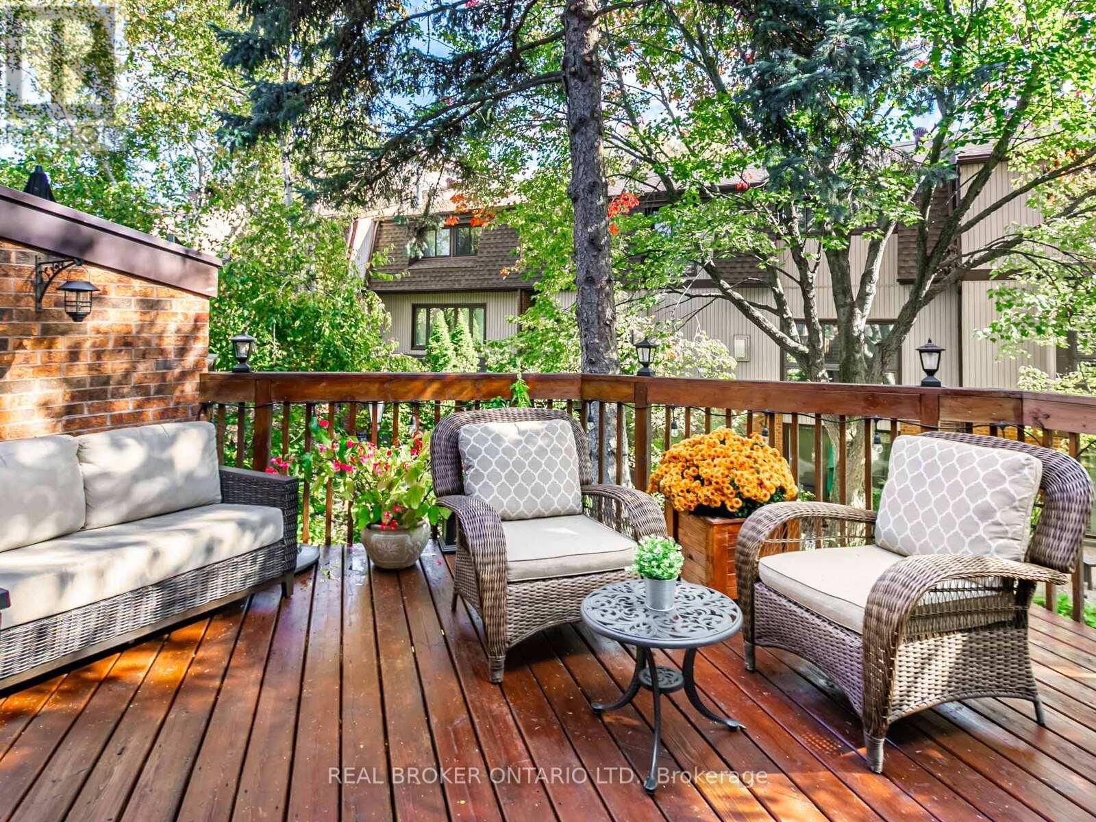 27 - 1060 Walden Circle, Mississauga, Ontario  L5J 4J9 - Photo 20 - W12477336