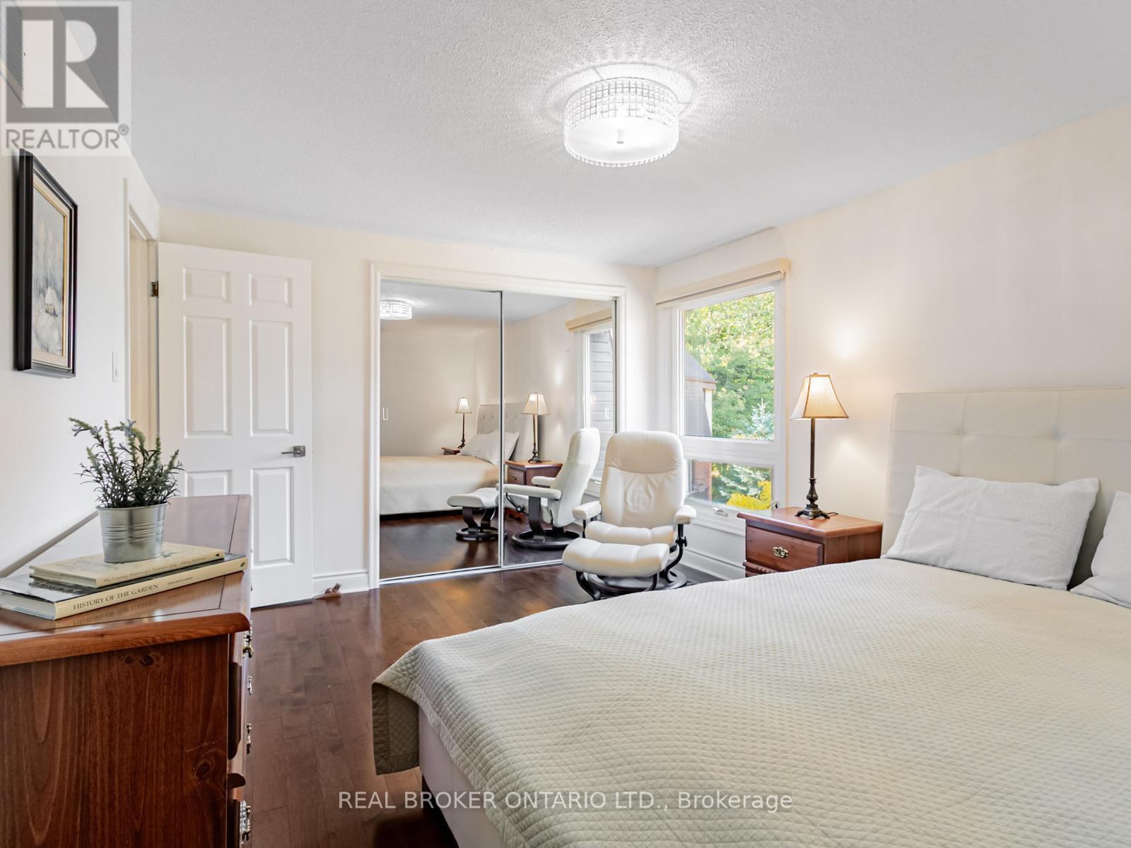 27 - 1060 Walden Circle, Mississauga, Ontario  L5J 4J9 - Photo 23 - W12477336