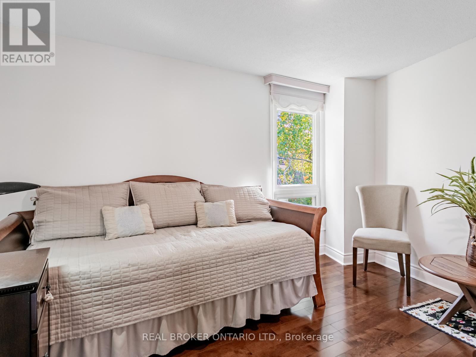 27 - 1060 Walden Circle, Mississauga, Ontario  L5J 4J9 - Photo 26 - W12477336
